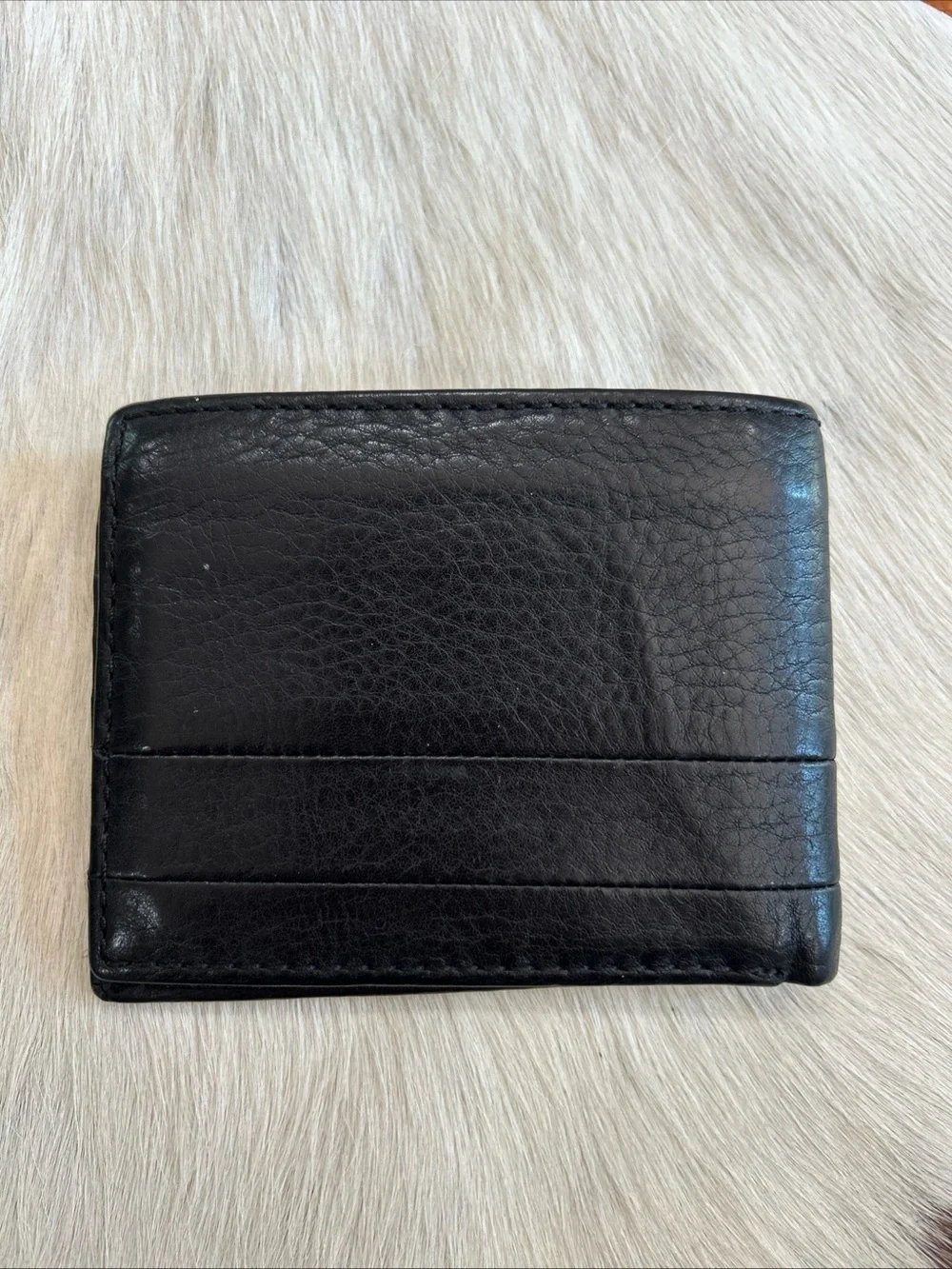 Fossil bifold wallet